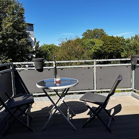 A&V Apartments Wunderschoene Rheinblick Wohnung Zum Entspannen Apt Ela ดุยส์บูร์ก ภายนอก รูปภาพ