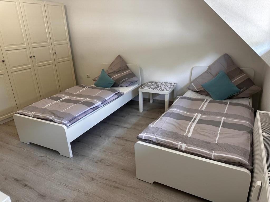 A&V Apartments Wunderschoene Rheinblick Wohnung Zum Entspannen Apt Ela ดุยส์บูร์ก ภายนอก รูปภาพ
